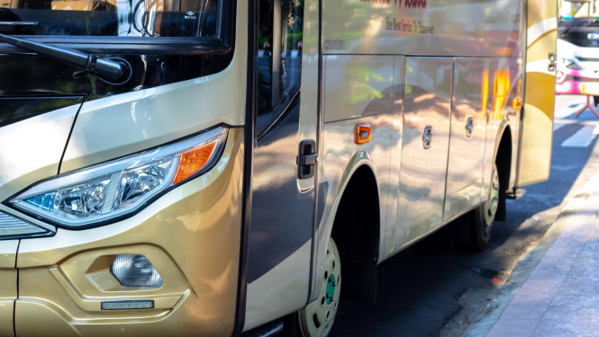 Dzeltens autobuss