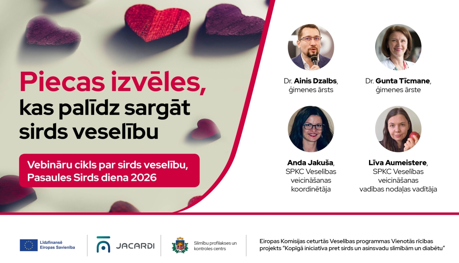 Četras ārstu fotogrāfisa uz balta fona