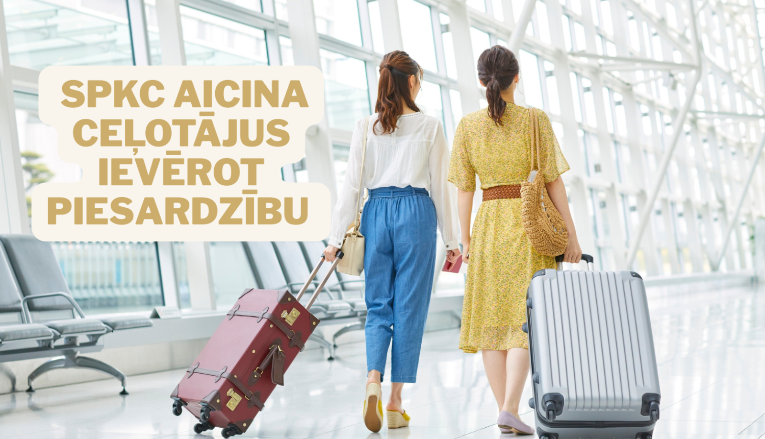 Divas sievietes ar koferiem dodas ceļojumā