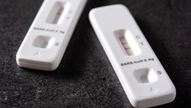 Covid-19 ātrie antigēna testi uzrāda pozitīvu rezultātu