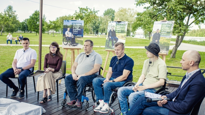 Kampaņas atklāšanas fotogrāfija