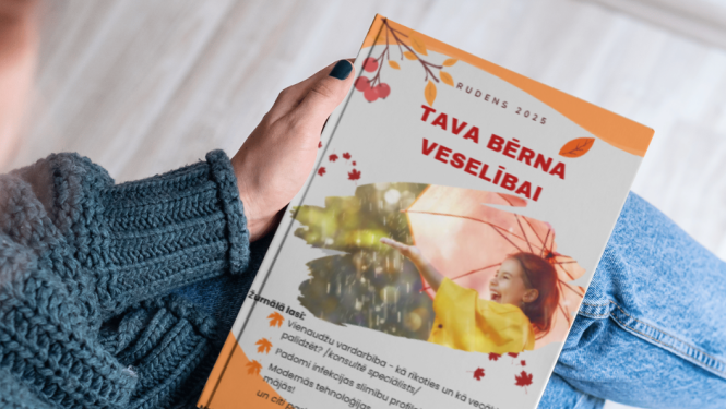 Sieviete lasa žurnālu