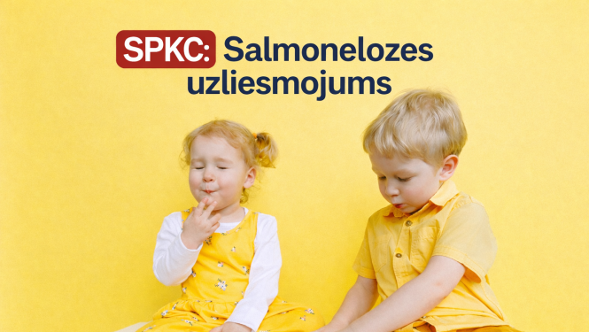 Uz dzeltena fona divi bērni ēd vīnogas