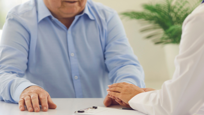 Pacienta saruna ar ārstu