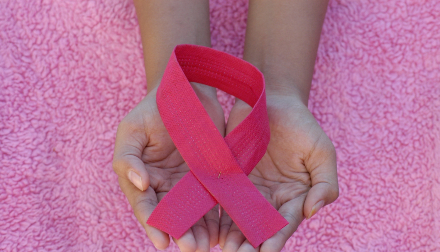 krūts vēža simbols