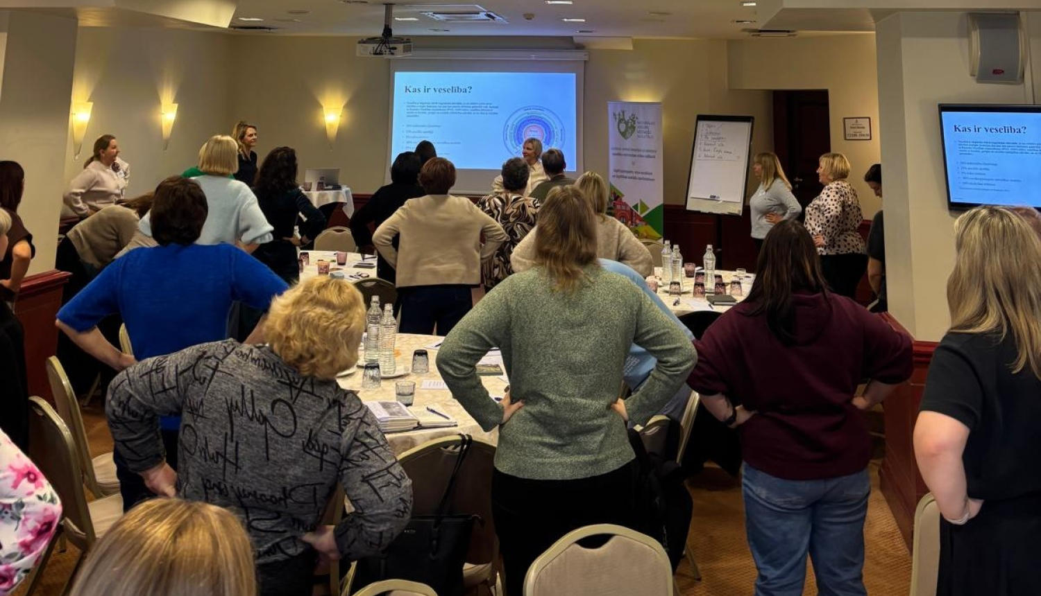 Pasākuma dalībnieki kustībā