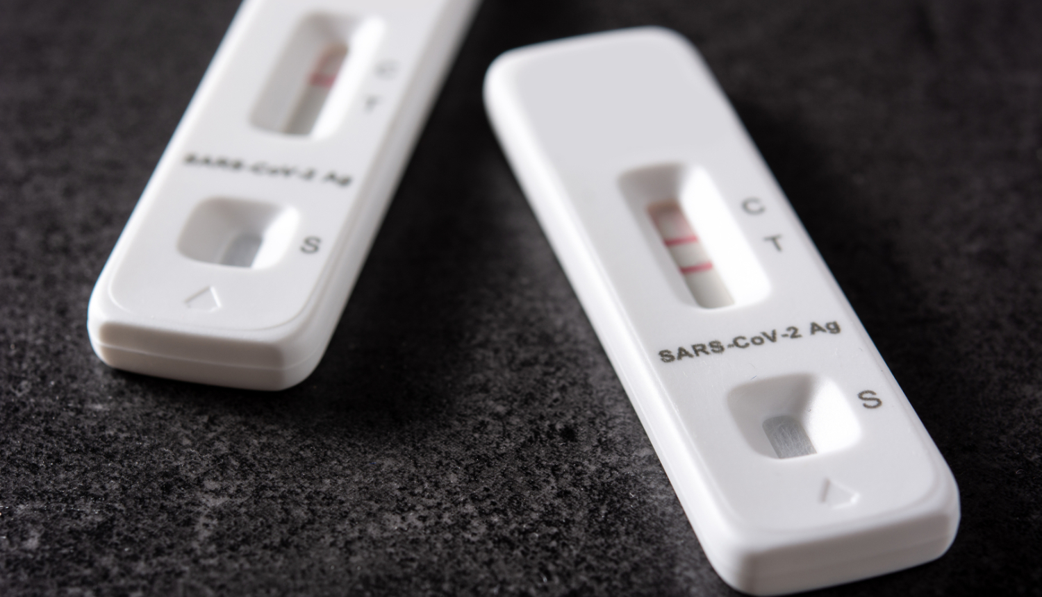 Covid-19 ātrie antigēna testi uzrāda pozitīvu rezultātu